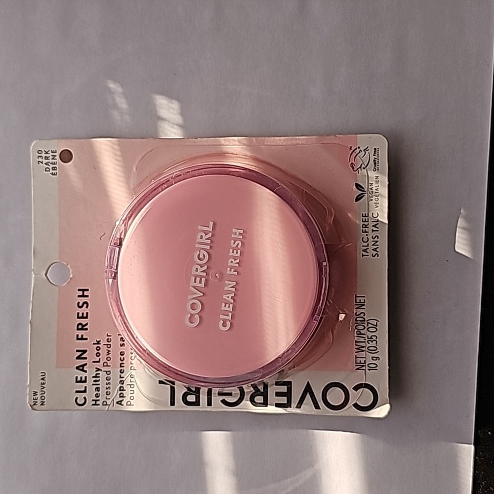 Cover Girl Clean fresh pressed powder